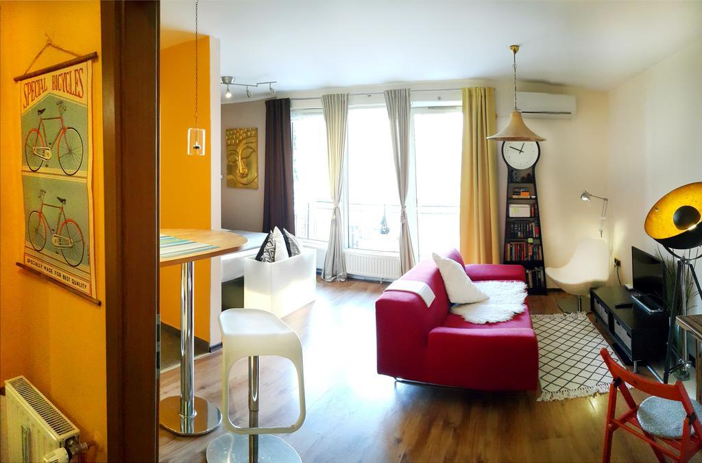 Inspirarta Studio Apartment Budapest Luaran gambar